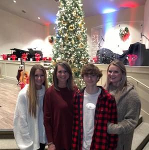 Meet your Posher, Lori